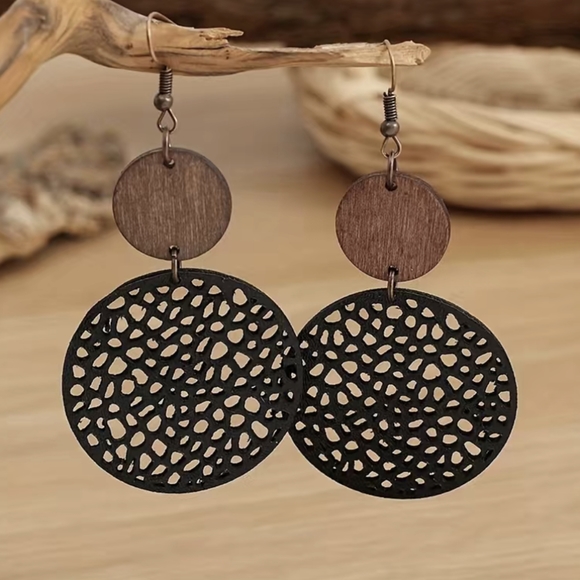 NWT Hollow Round Drop Earrings - Bohemian Style - Picture 4 of 6